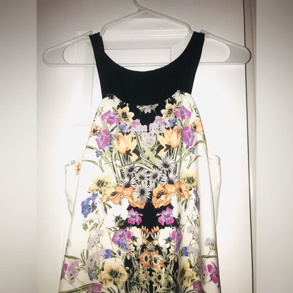 Floral Sleeveless Dress - Picture 5 of 6